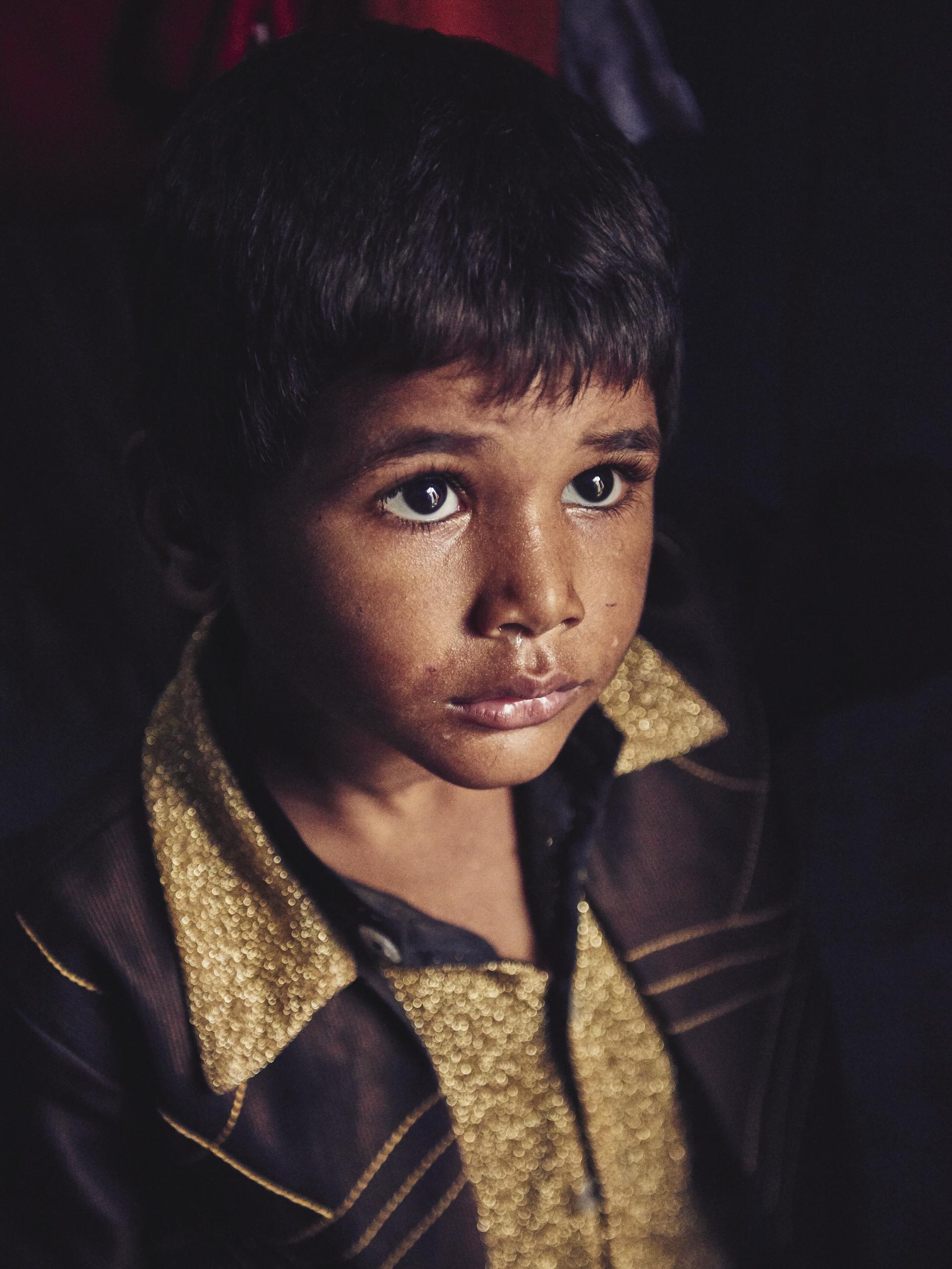 India — Enfant regard